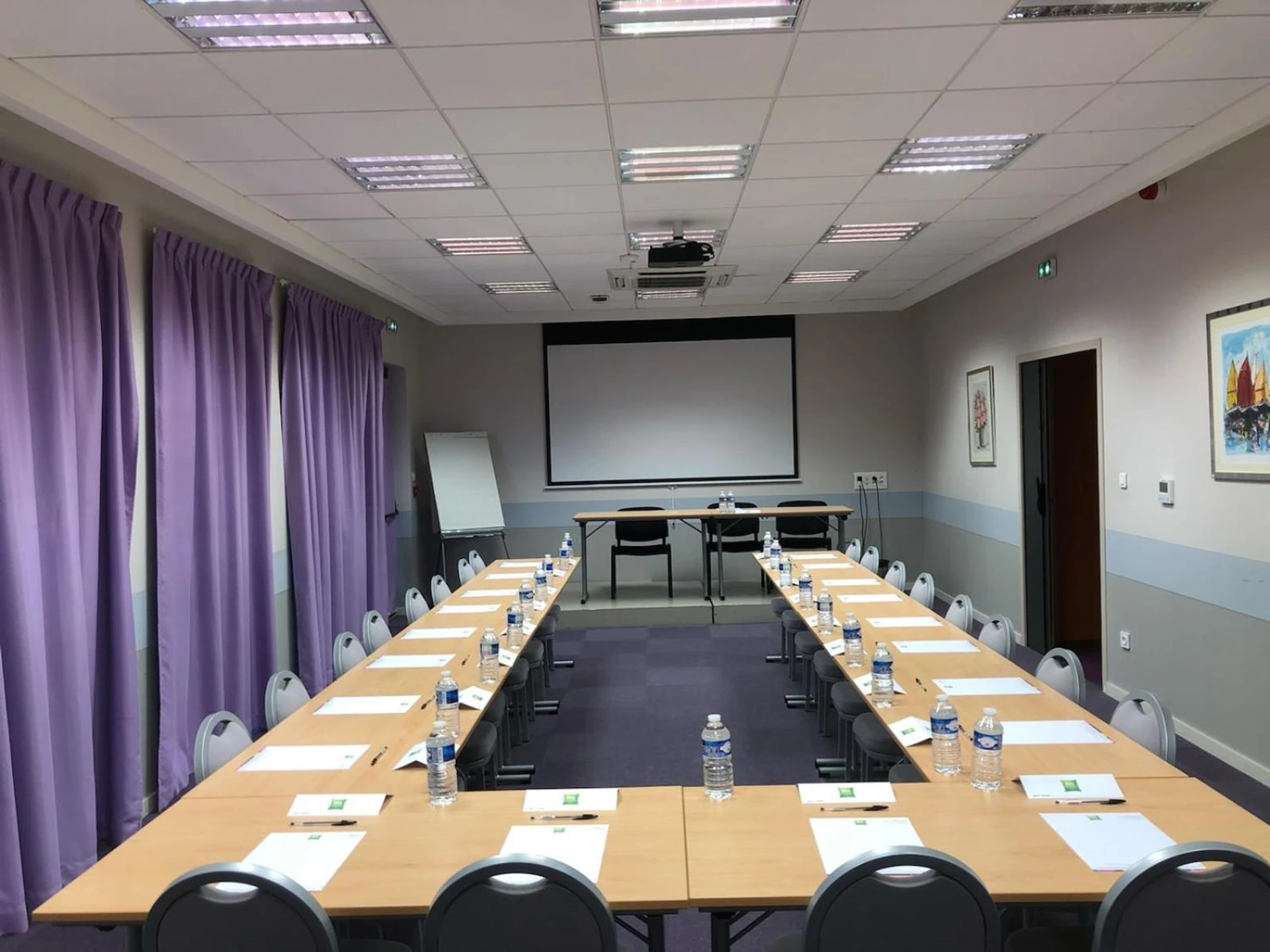 Organiser un séminaire d'entreprise : Hôtel Ibis Styles Villeneuve sur Lot à Villeneuve-sur-Lot, France