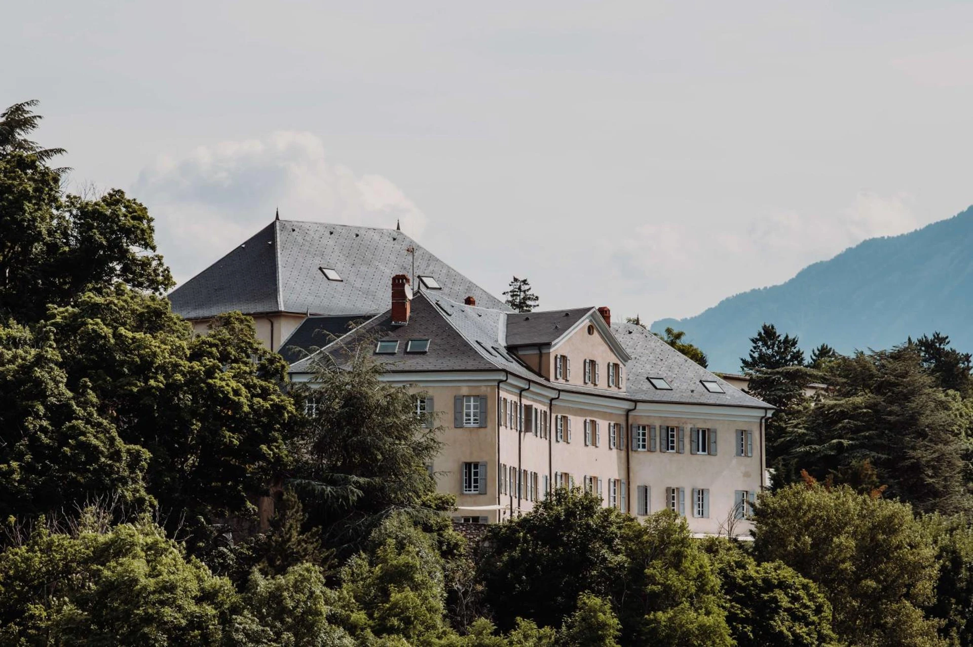 Organiser un séminaire d'entreprise : L'Hôtel la Robéyère à Embrun