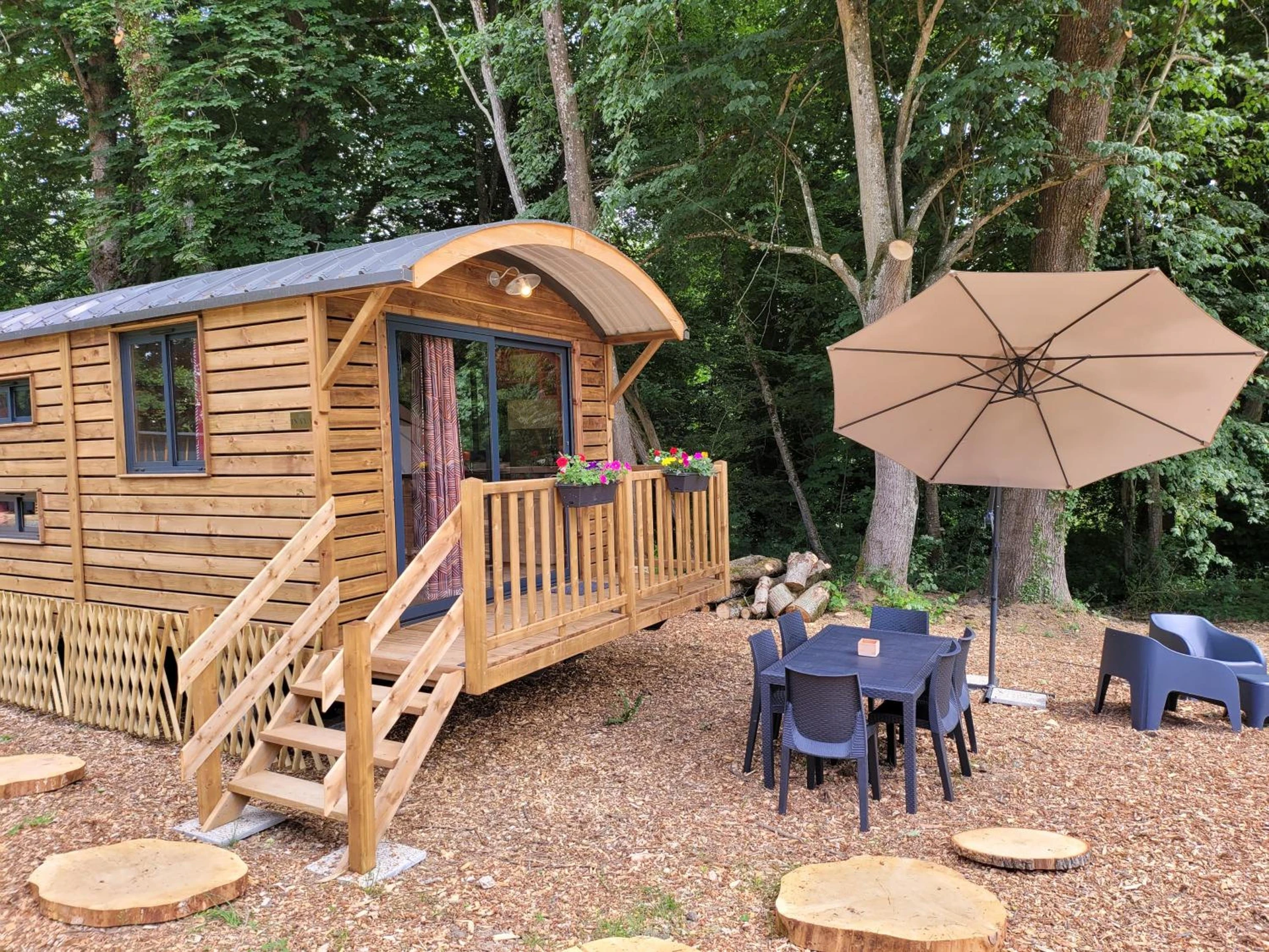 Organiser un séminaire d'entreprise : Le Chalet Montegut à Coulandon, France