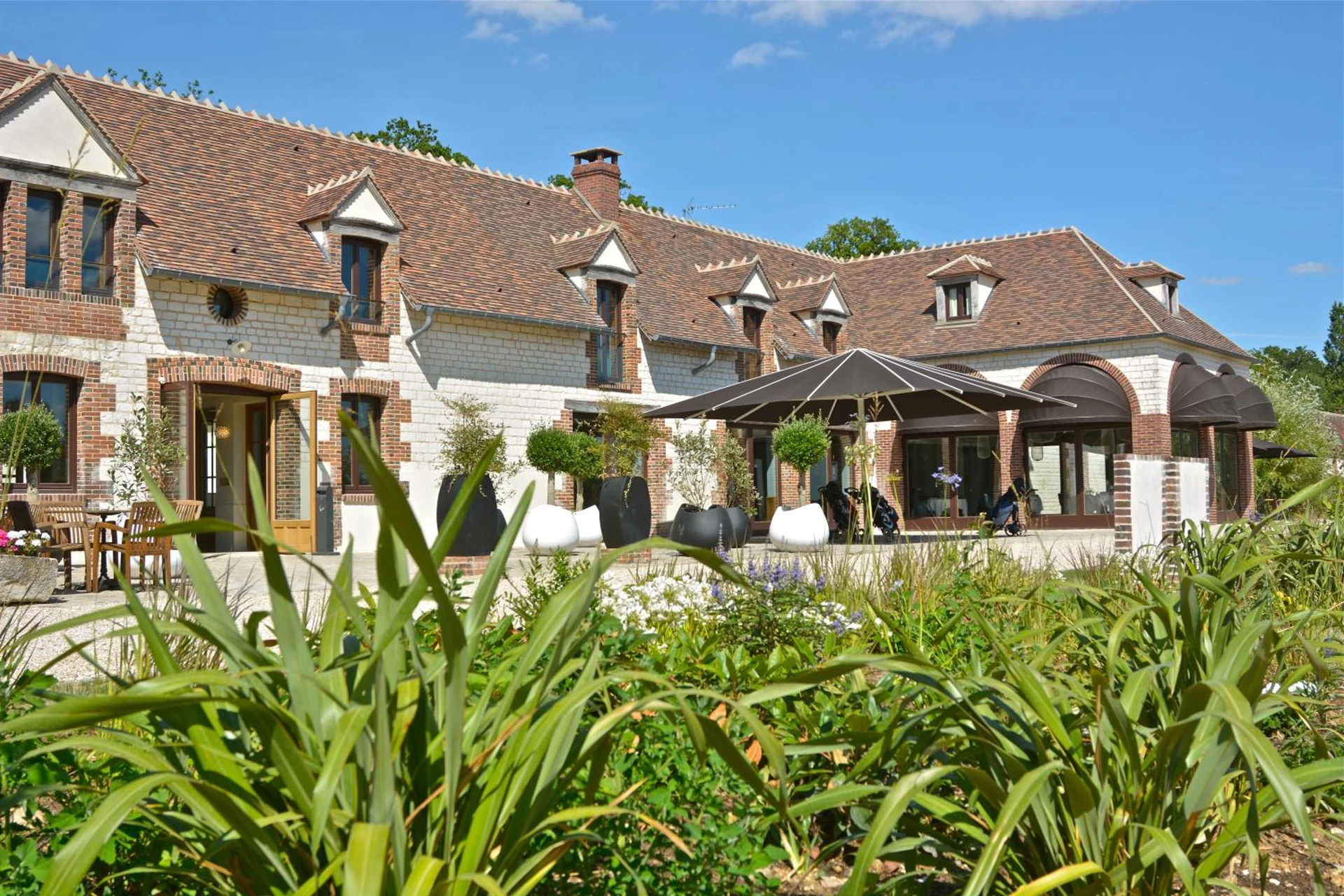 Organiser un séminaire d'entreprise : Le Domaine et Golf du Roncemay à Chassy